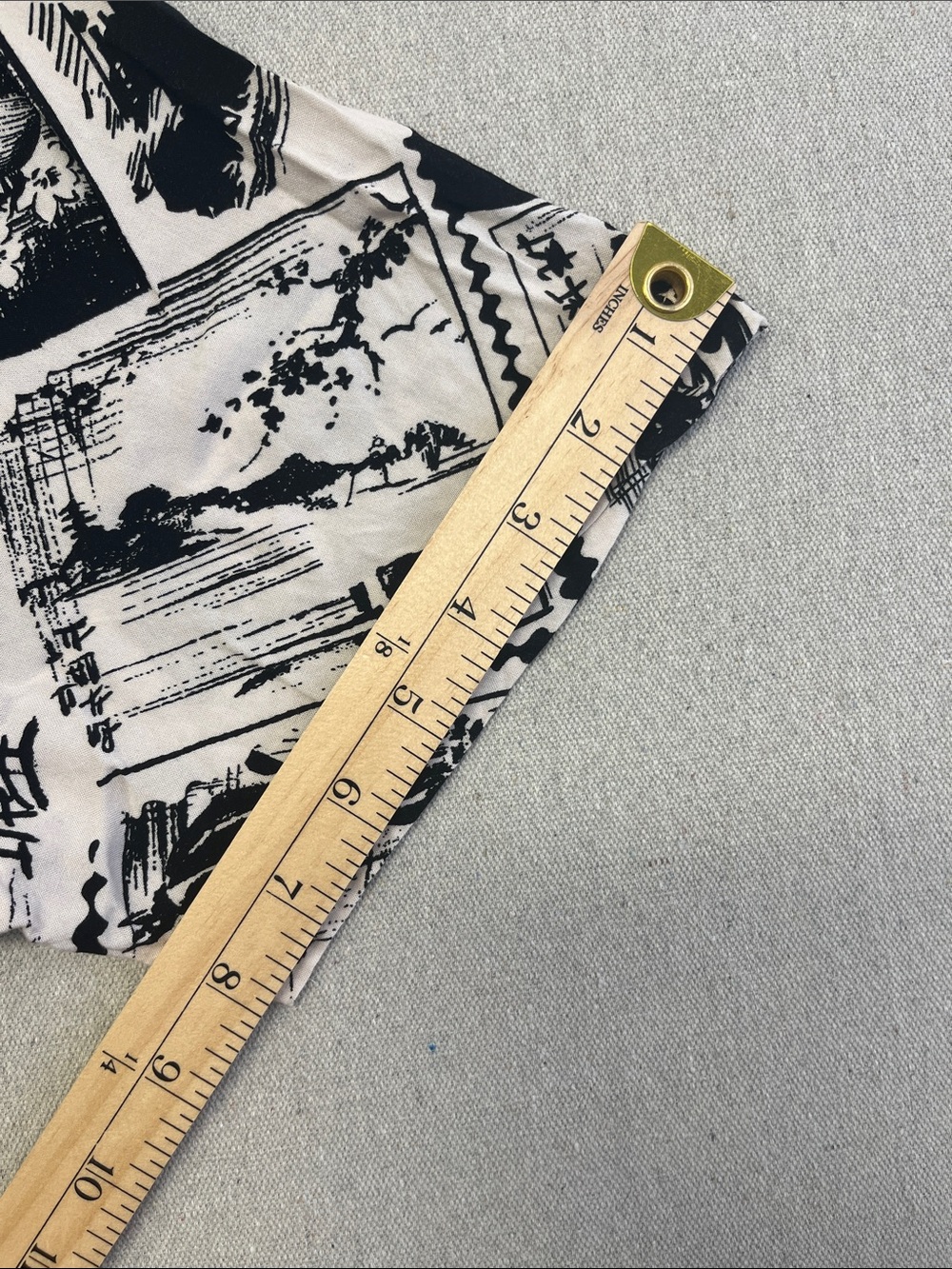 Molokai Surf Co Rayon Hawaiian Camp Shirt XL Black White Tropical Print - Picture 14 of 15